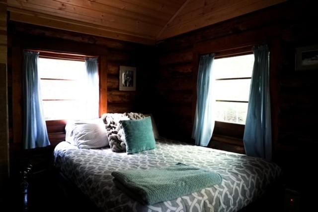 Hope Alaska'S Bear Creek Lodge Exterior photo