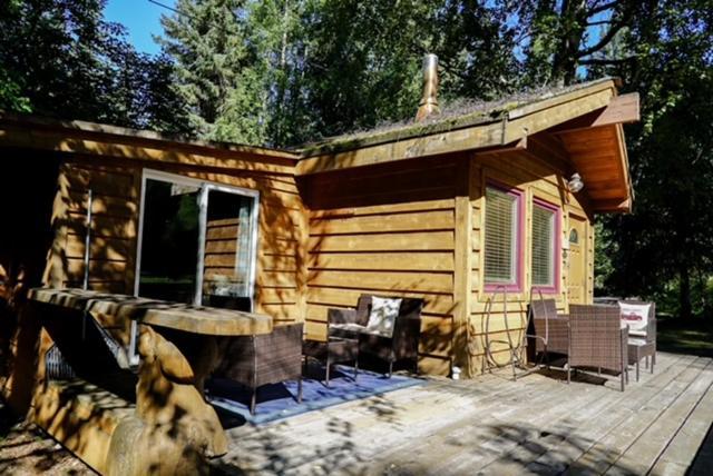 Hope Alaska'S Bear Creek Lodge Exterior photo
