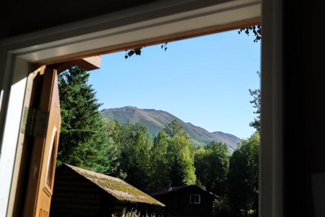 Hope Alaska'S Bear Creek Lodge Exterior photo