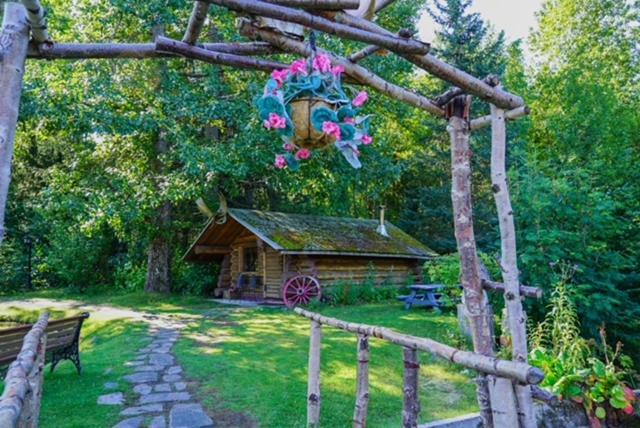 Hope Alaska'S Bear Creek Lodge Exterior photo
