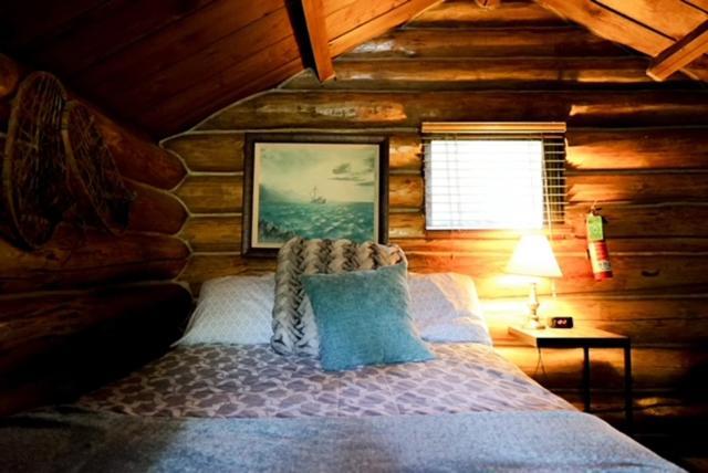 Hope Alaska'S Bear Creek Lodge Exterior photo