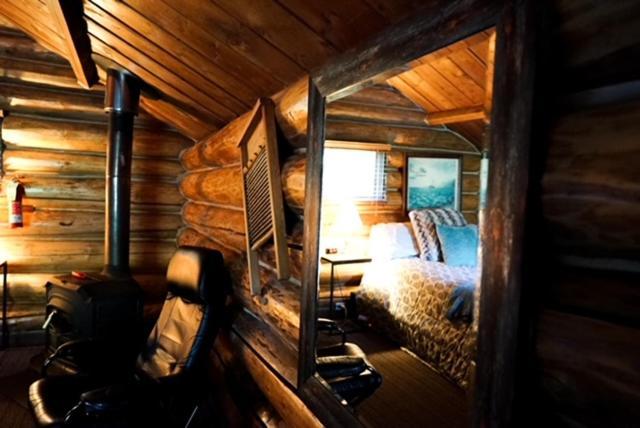 Hope Alaska'S Bear Creek Lodge Exterior photo