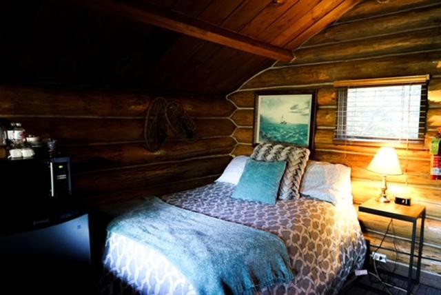 Hope Alaska'S Bear Creek Lodge Exterior photo