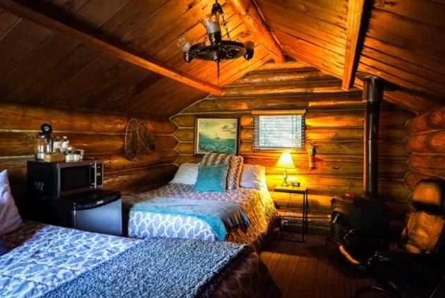 Hope Alaska'S Bear Creek Lodge Exterior photo