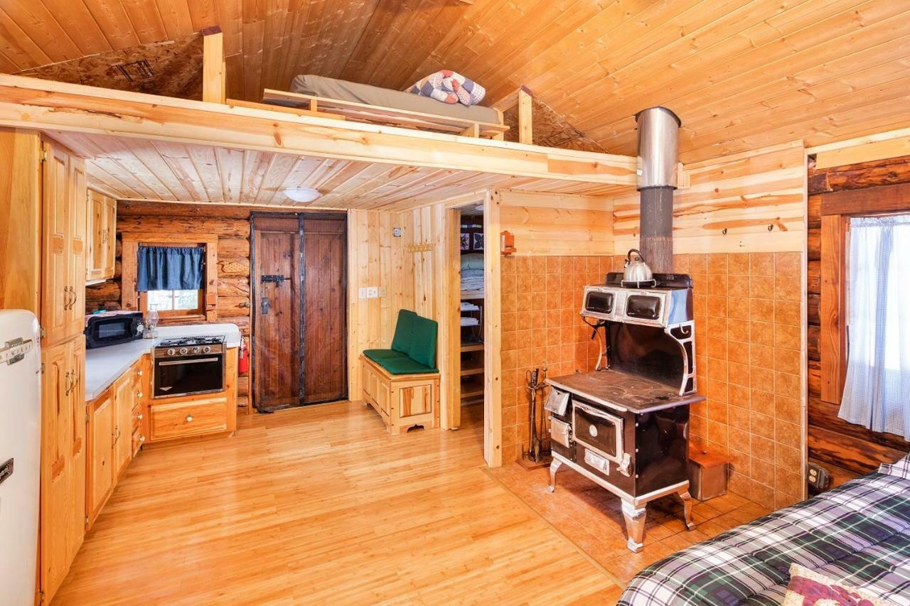 Hope Alaska'S Bear Creek Lodge Exterior photo